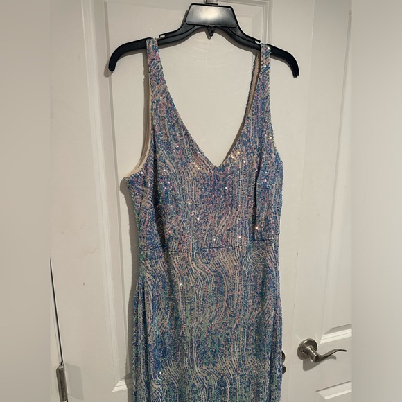 Nightway Sparkle Gown - Picture 5 of 8